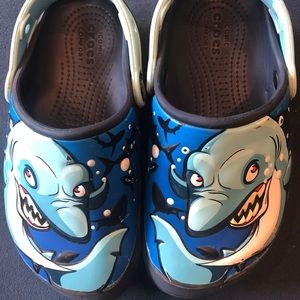 ‼️SOLD‼️Kids light up Crocs size 12